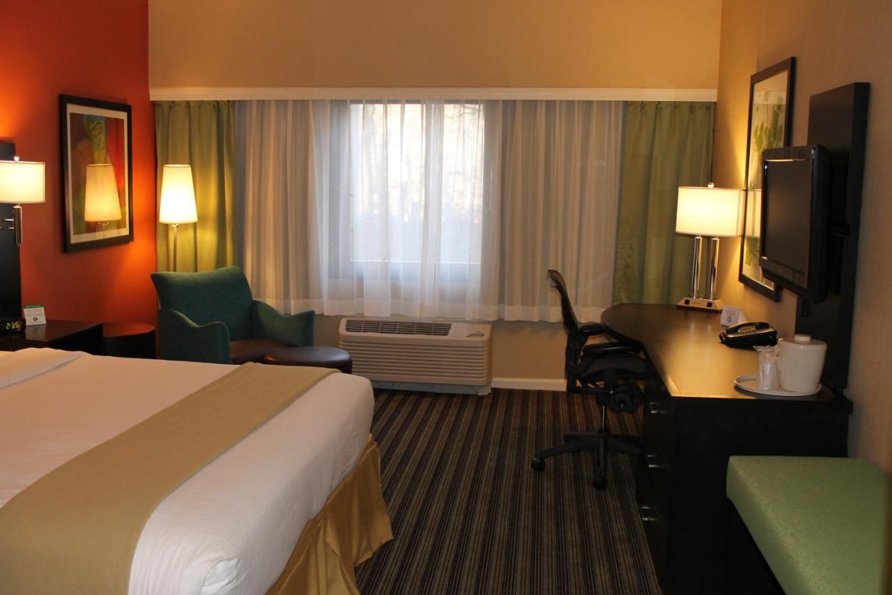 Holiday Inn Express Princeton Southeast By Ihg Plainsboro Екстер'єр фото
