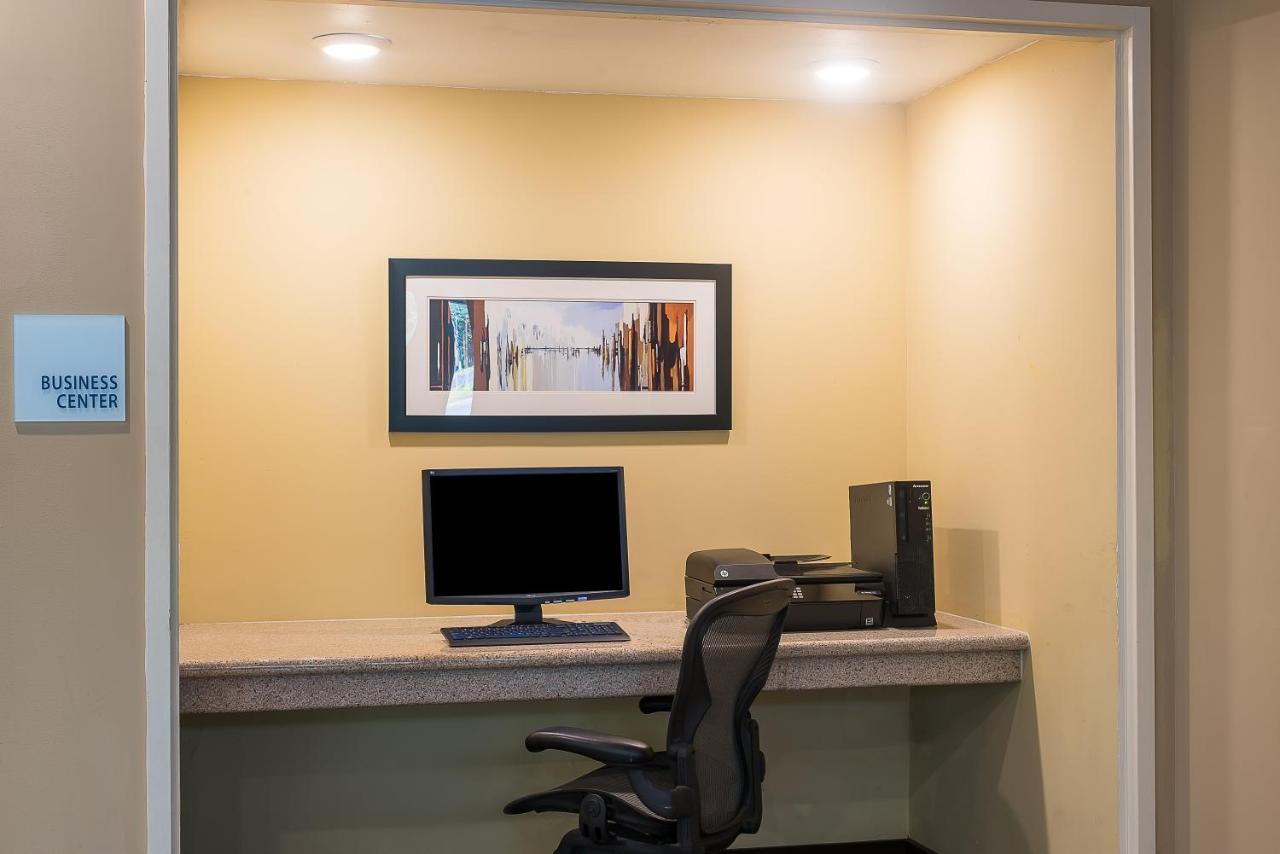 Holiday Inn Express Princeton Southeast By Ihg Plainsboro Екстер'єр фото